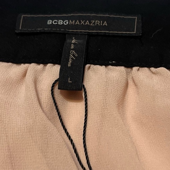 Elegant Black and Tan Layered Women's Top - Picture 3 of 6